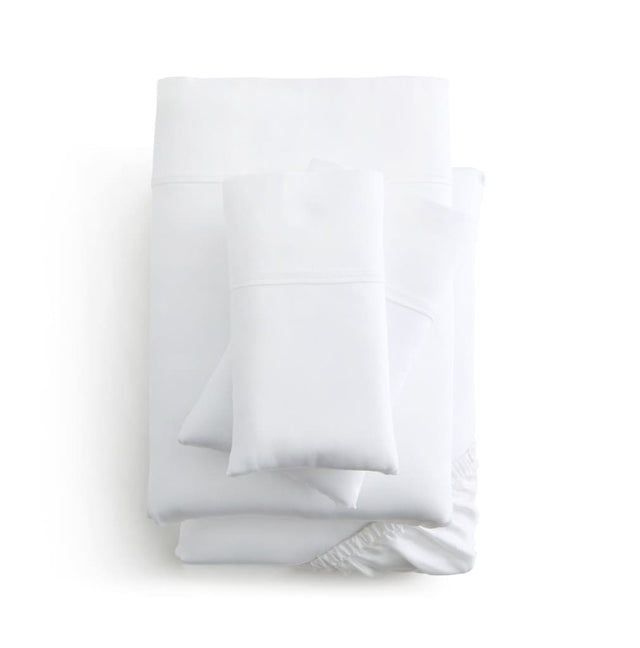 https://cozylinen.com/cdn/shop/products/botanical-tencel-lyocell-bed-sheets-4-piece-set-cal-king-white-bedsheets-175.jpg?v=1666567128&width=640